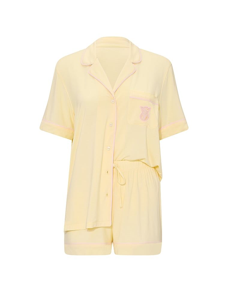 Pijamale modale cu pantaloni scurți SoSoft. Produsul este galben și provine din colecția Victoria's Secret.