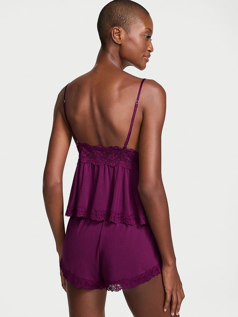 Set de dormit modal - top cu bretele și pantaloni scurți SoSoft. Produsul este de culoare mov și provine din colecția Victoria's Secret.