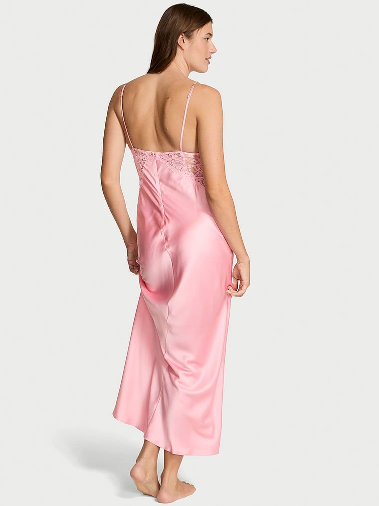 Cămașa lungă de noapte din satin Twinkle. Produsul este roz și provine din colecția Dream Angels.