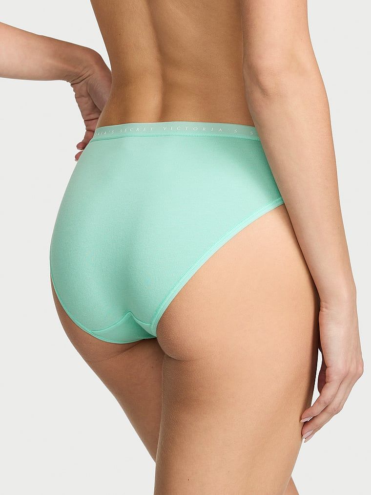 Chiloți de bumbac Bikini. Produsul este de culoare verde și provine din colecția Victoria's Secret.