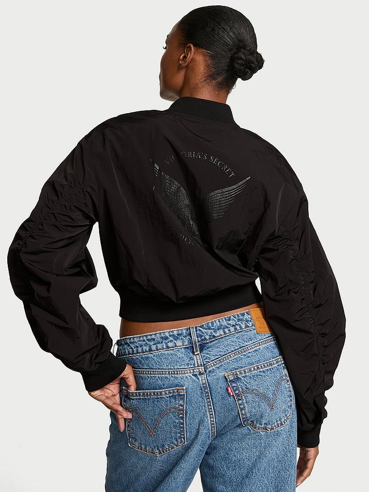 Jachetă bomber VSFS 2025. Produsul este negru și provine din colecția Angel Essentials.