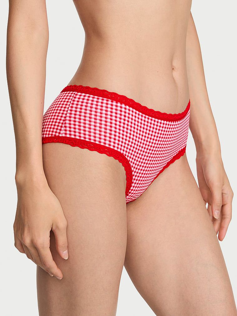 Chiloți de bumbac cu dantelă pe margini, dantelă-talie obraznică. Produsul este modelat și provine din colecția Lace Trim.
