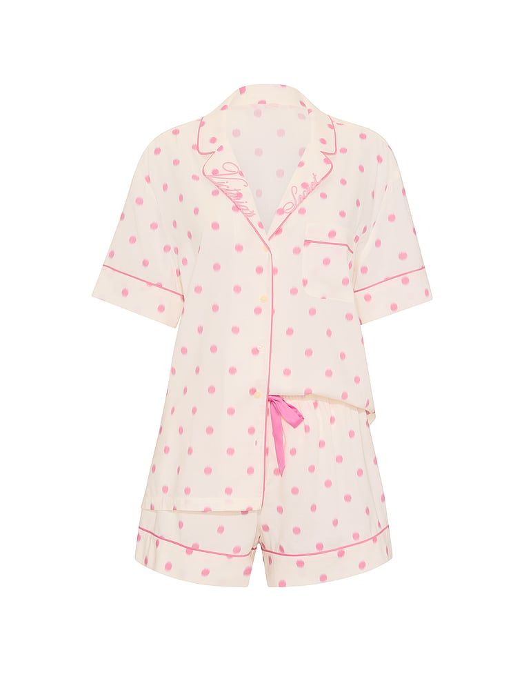 Pijamale din flanel cu pantaloni scurți. Produsul are o culoare cu model și provine din colecția Victoria's Secret.