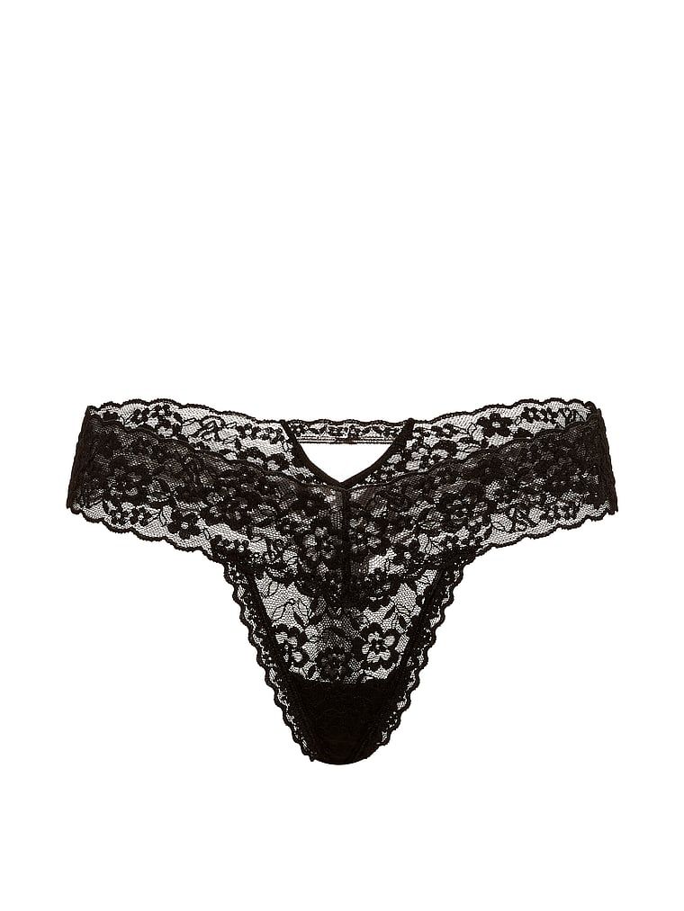 Tanga din dantelă Keyhole. Produsul este negru și provine din colecția Lacie.
