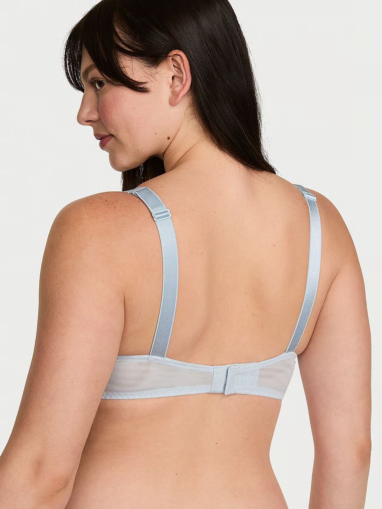 Sutiene push-up din dantelă cu bretele lucioase Shine Strap. Produsul este albastru și provine din colecția Very Sexy.