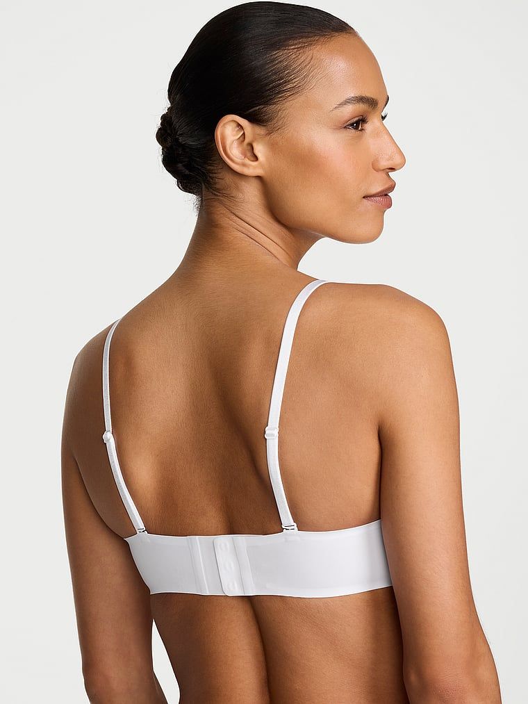 Sutien push-up fără bretele. Produsul este de culoare albă și provine din colecția Invisible by Victoria's Secret.