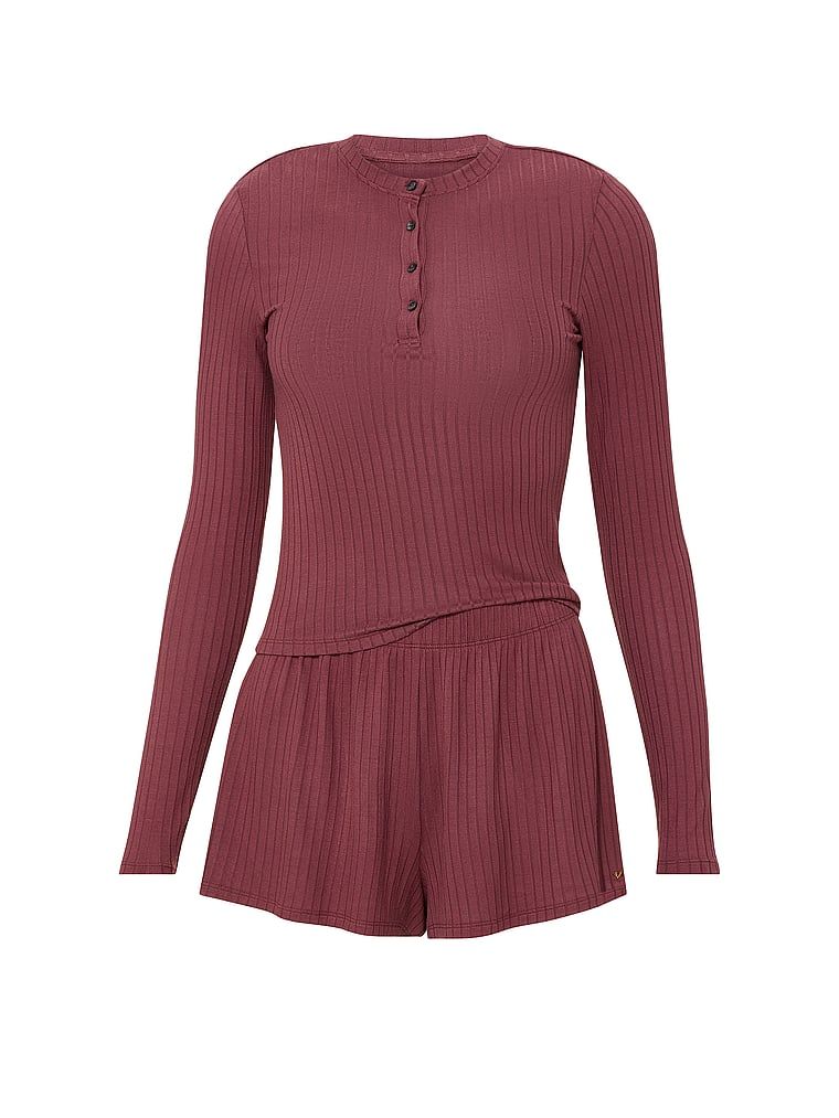 Set modal - Bluză de lounge și pantaloni scurți. Produsul este roz și provine din colecția Victoria's Secret.