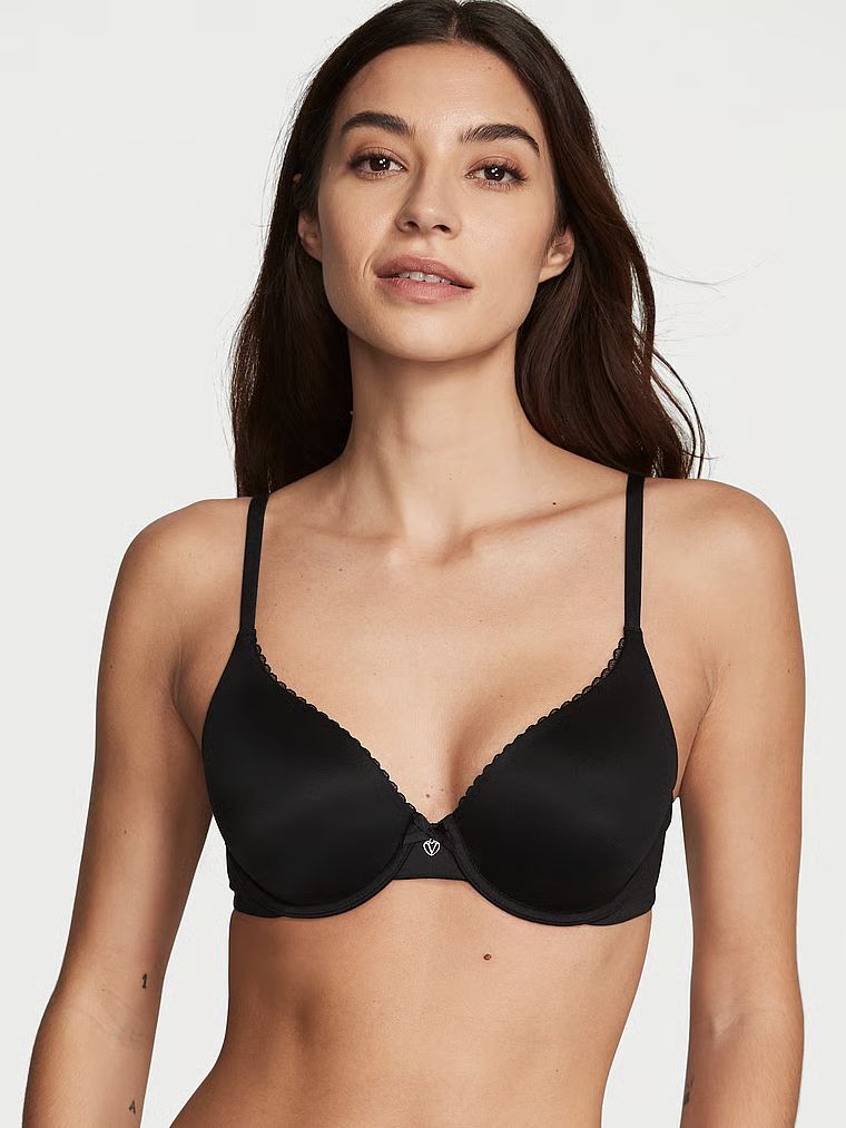 Sutien ușor căptușit, cu cupe Infinity Edge puternic încorporate. Produsul este negru și provine din colecția Body by Victoria.
