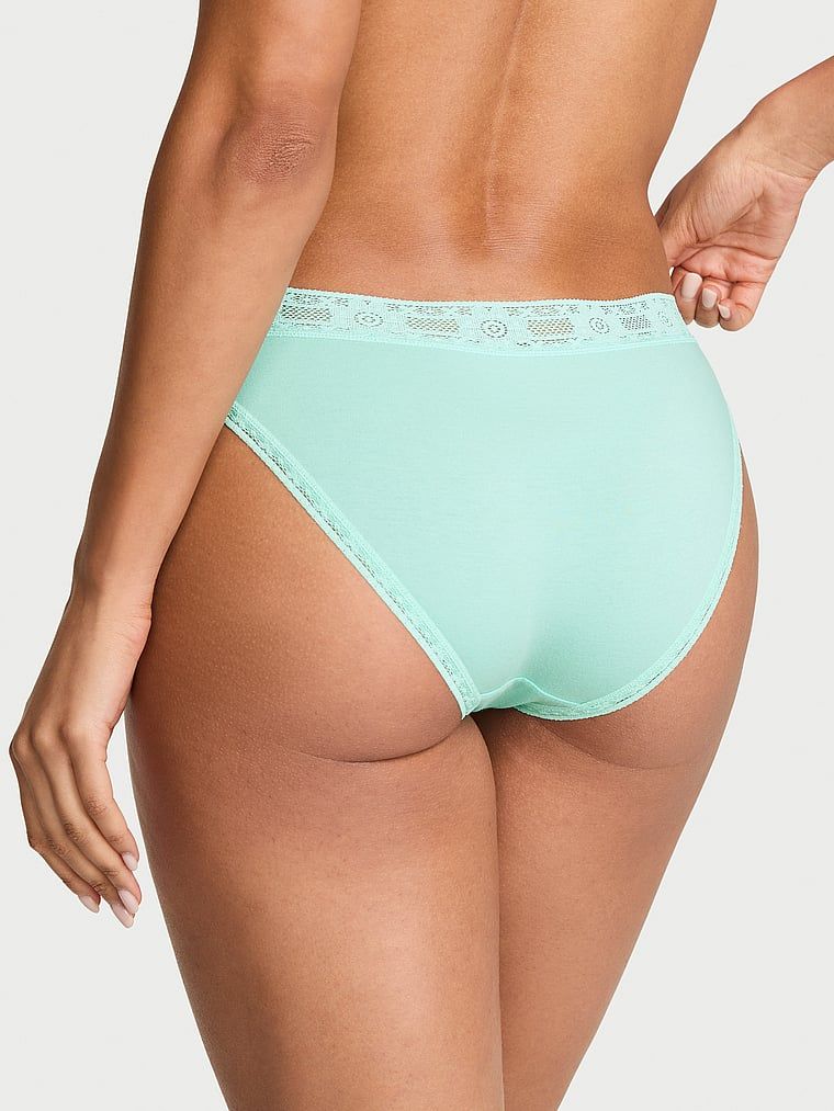 Chiloți din bumbac cu dantelă croșetată Bikini Produsul este verde și provine din colecția Lace Trim.