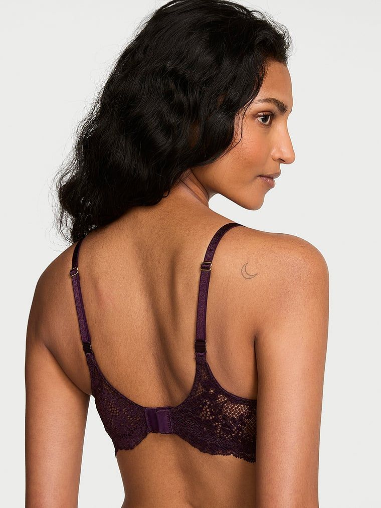 Sutiene fără căptușeală din plasă Wicked. Produsul este de culoare mov și provine din colecția Dream Angels.