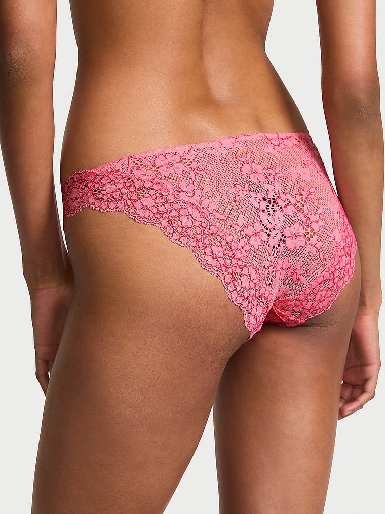 Chiloți bikini din dantelă. Produsul are o culoare multicoloră și provine din colecția Dream Angels.
