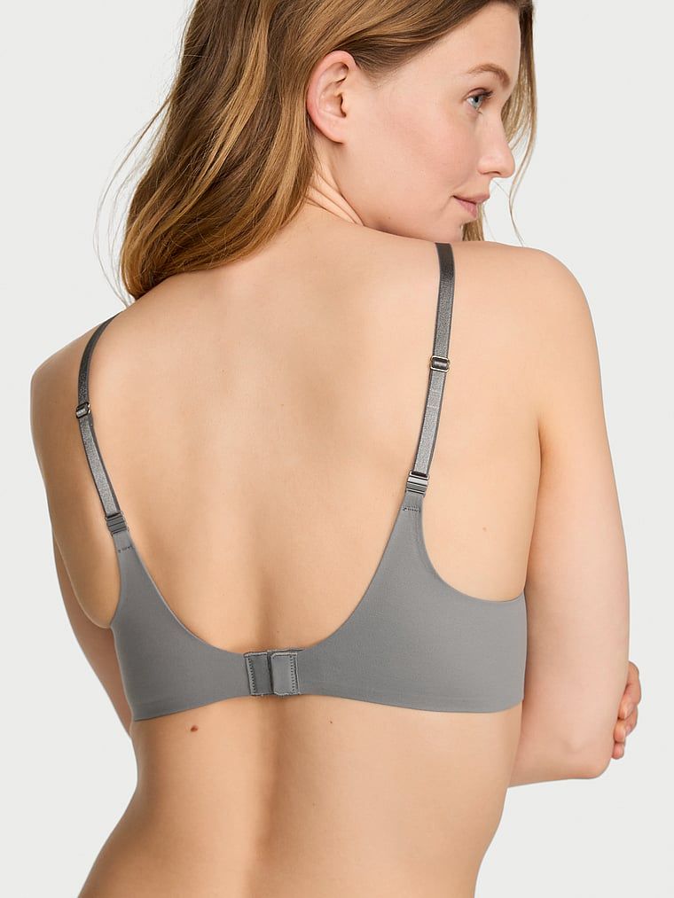 Sutien push-up fără sârmă. Produsul este de culoare gri și provine din colecția Love Cloud.