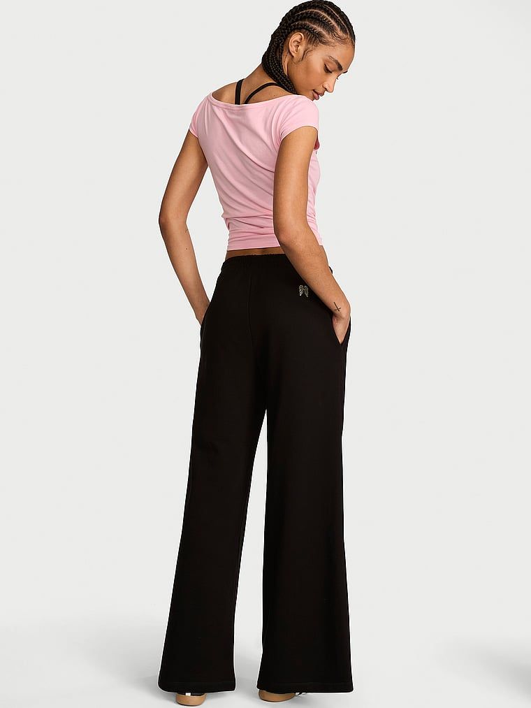 Pantaloni de bumbac cu picioare late Off-Duty. Produsul este negru și provine din colecția Angel Essentials.