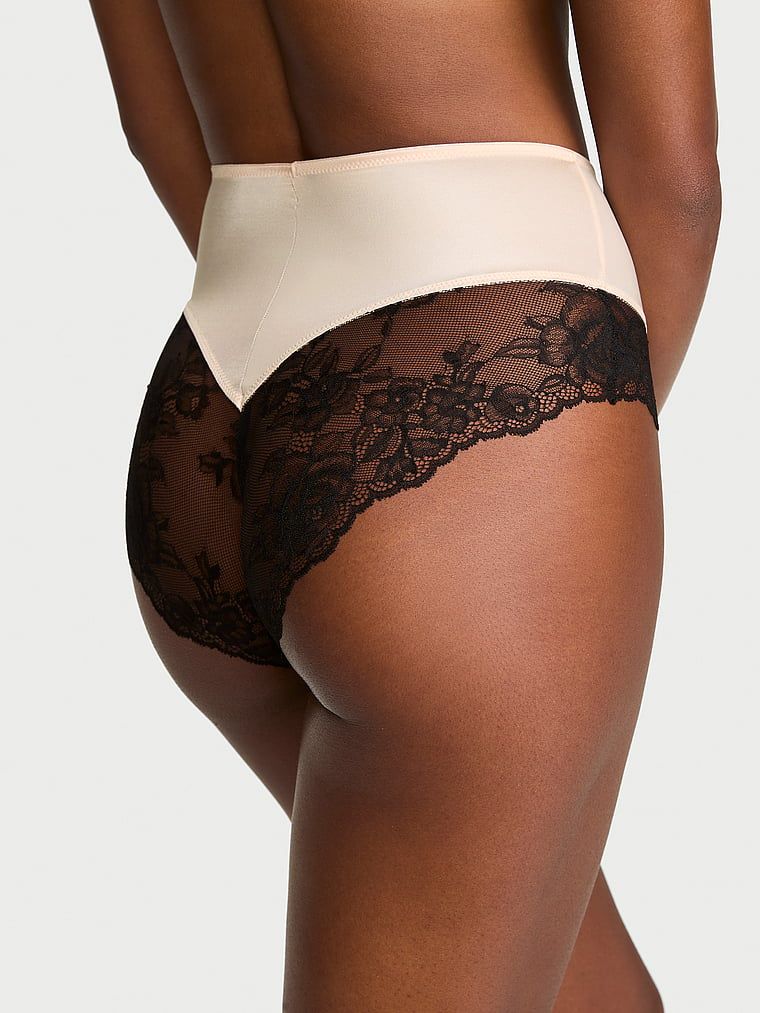 Chiloți cu talie înaltă și dantelă Smooth Lace-Trim. Produsul este de culoare bej și provine din colecția Very Sexy.
