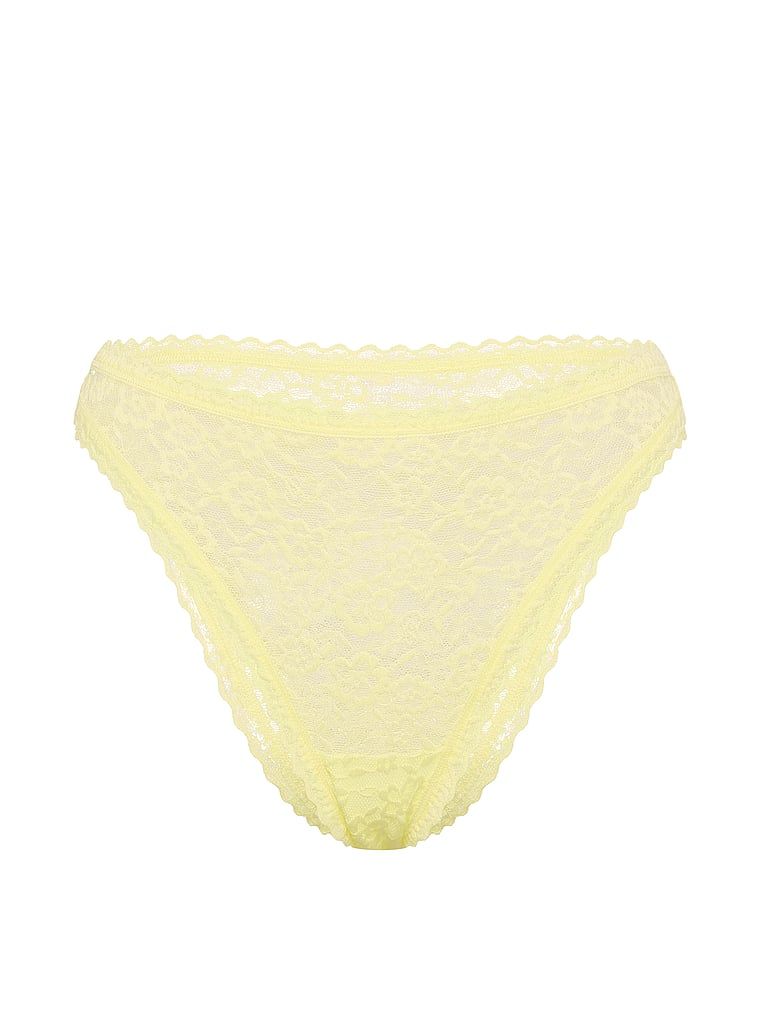 Chiloți din dantelă, dantelă anii '90. Produsul este galben și provine din colecția Lacie.
