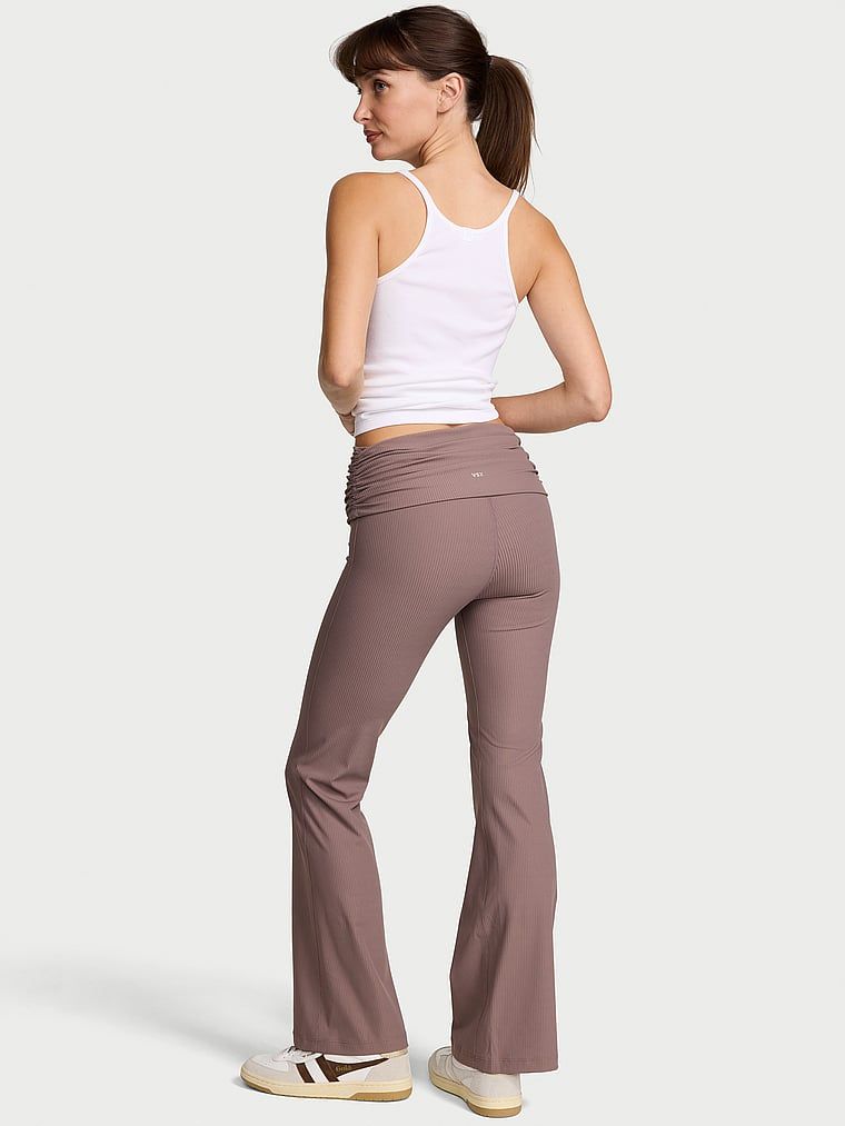 Colanți cu nervuri și talie cu volane, VSX Elevate Flare. Produsul este de culoare gri și provine din colecția VSX.