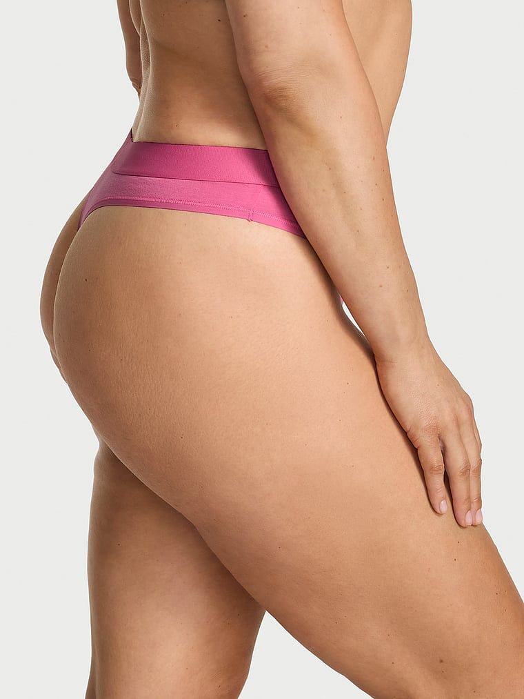 Tanga din bumbac cu logo Shine Patch strălucitor. Produsul este de culoare roz și provine din colecția Cottumbac.