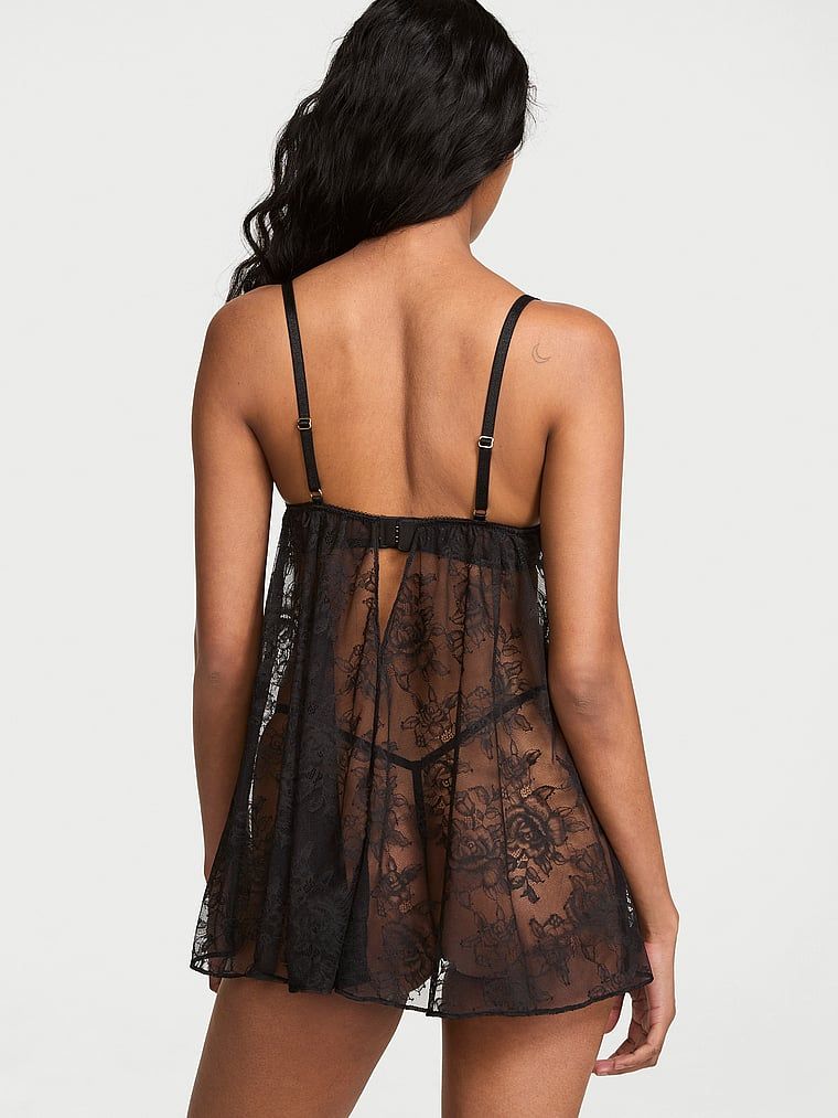 Juponă push-up și tanga din dantelă Babydoll. Produsul este negru și provine din colecția Very Sexy.